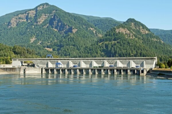 hydroelectric dam